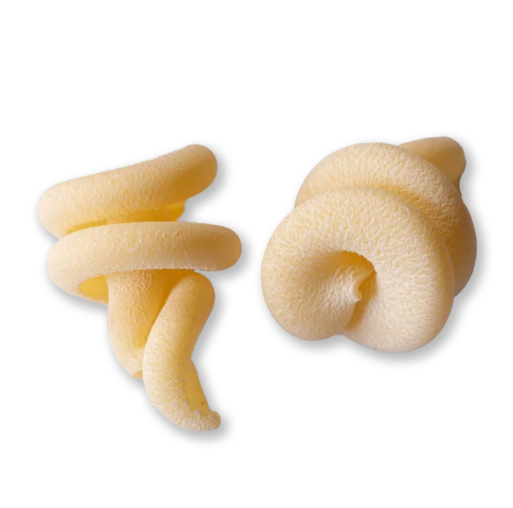 single piece of pasta about abbracci