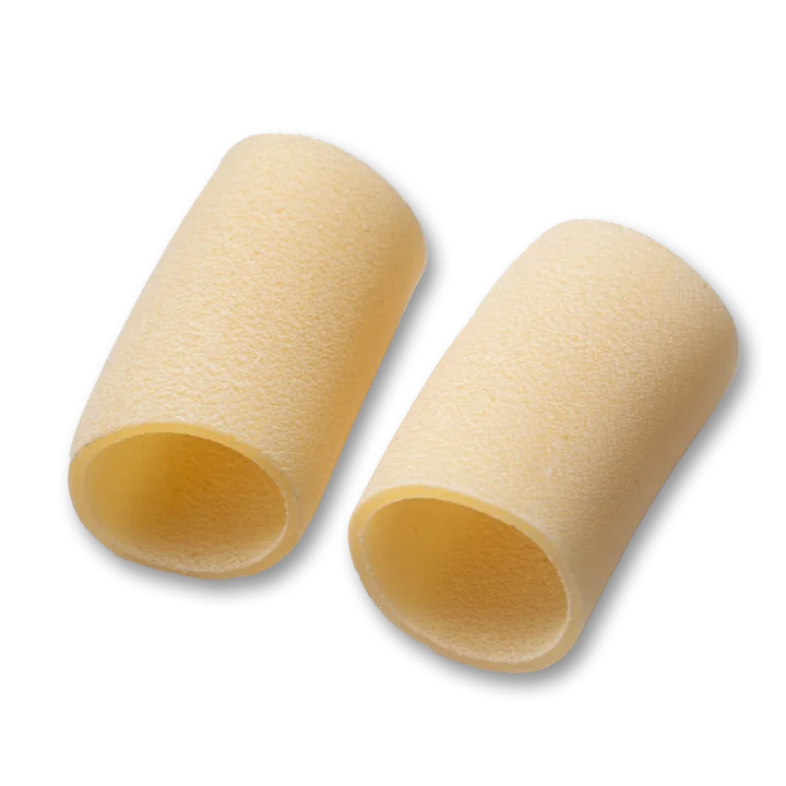 single piece of pasta about paccheri